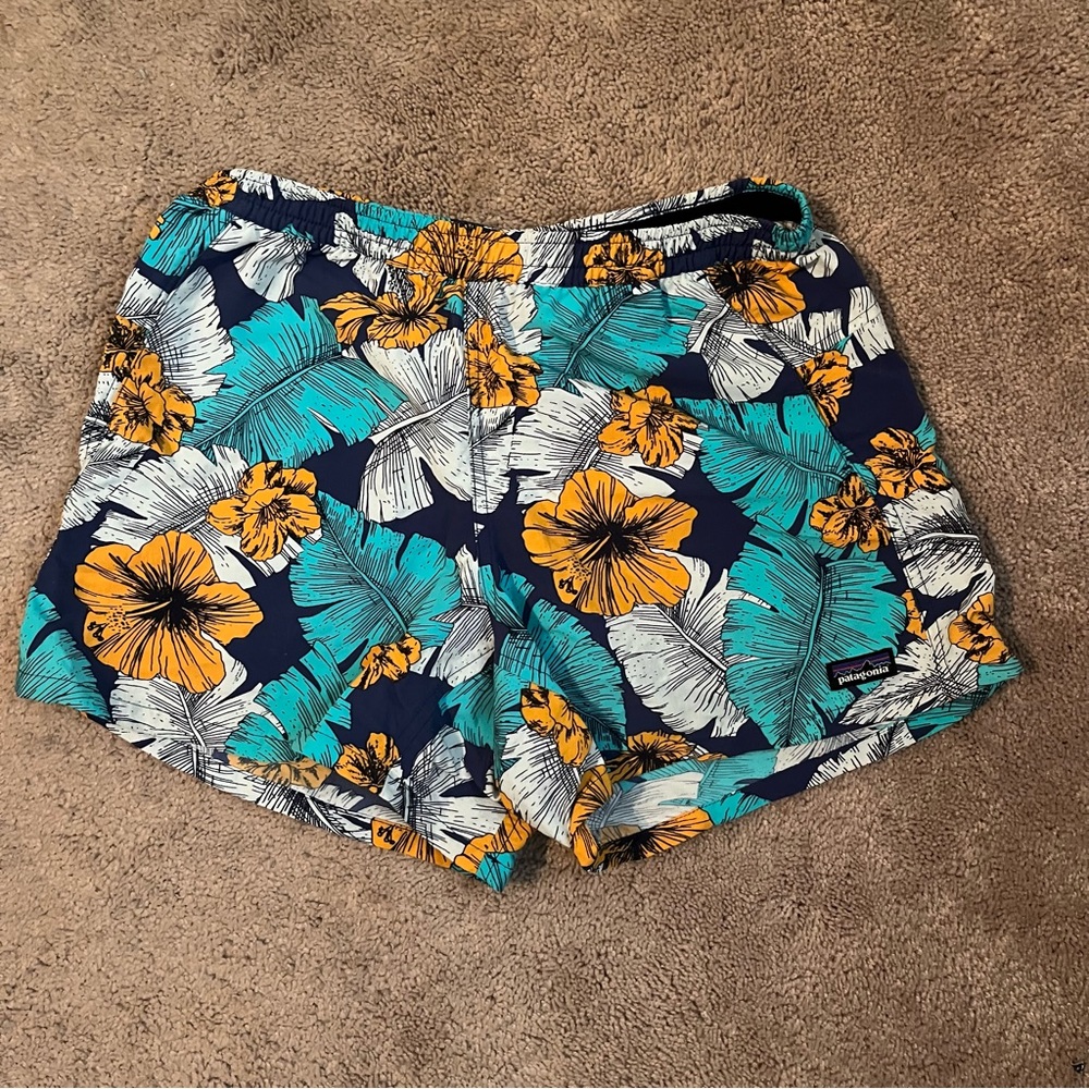 Patagonia Women’s Baggies Shorts, Floral, Size Small